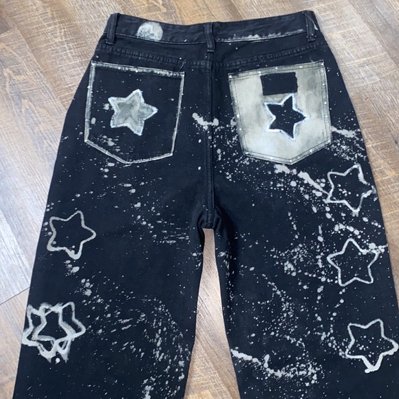 1OF A KIND UPCYCLED VINTAGE 100% COTTON BAGGY BLACK JEANS BLEACH/PAINT SPLATTER - Picture 2 of 10
